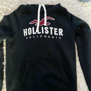 Hollister sweater